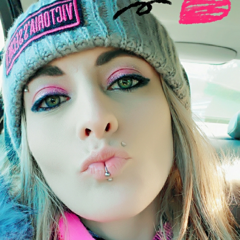 Meet your Posher, Amber Zukowski'Norman